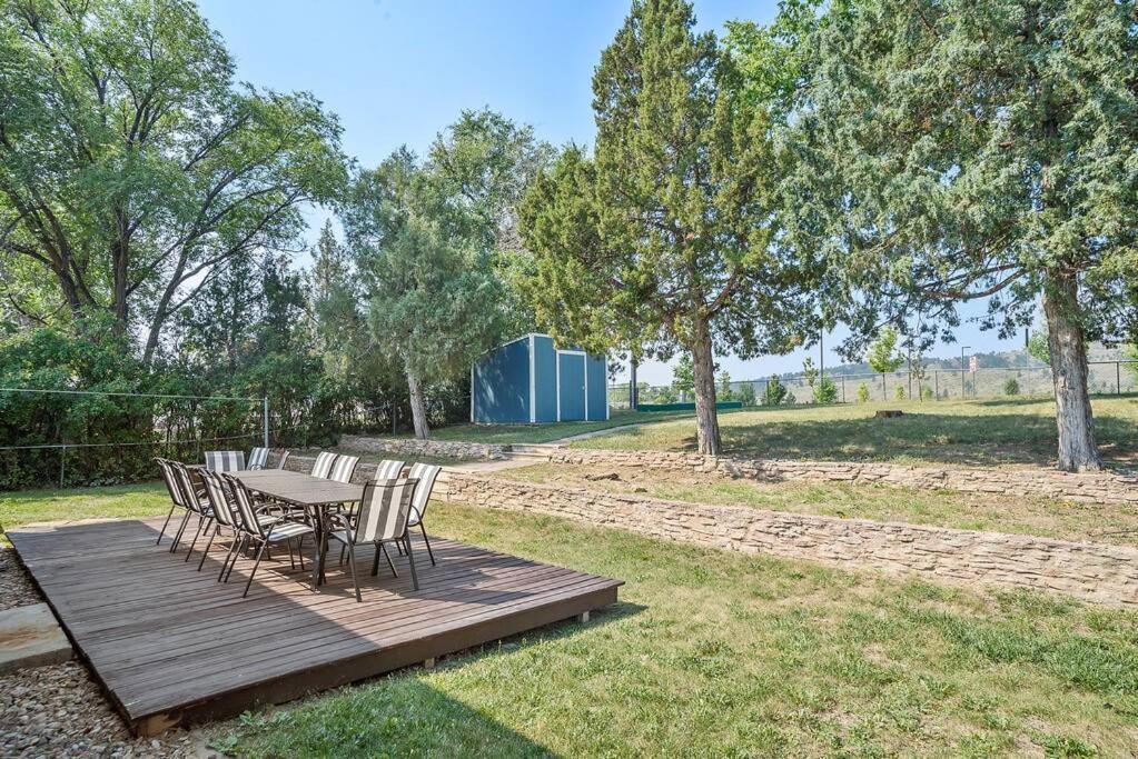 Holiday home Roomy 5 Bed 3 Bath Fire Place Large Outdoor Space